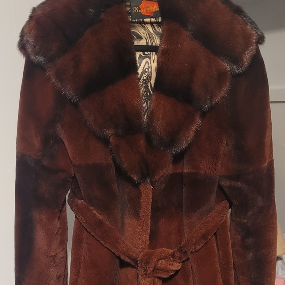 Natural mink fur coat - Picture 8 of 8